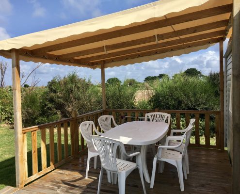 Camping Domaine de Laneros terrasse Camping Domaine de Laneros terrasse